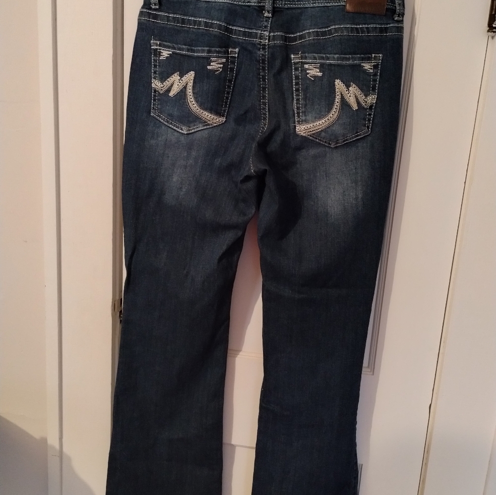 Maurices jeans